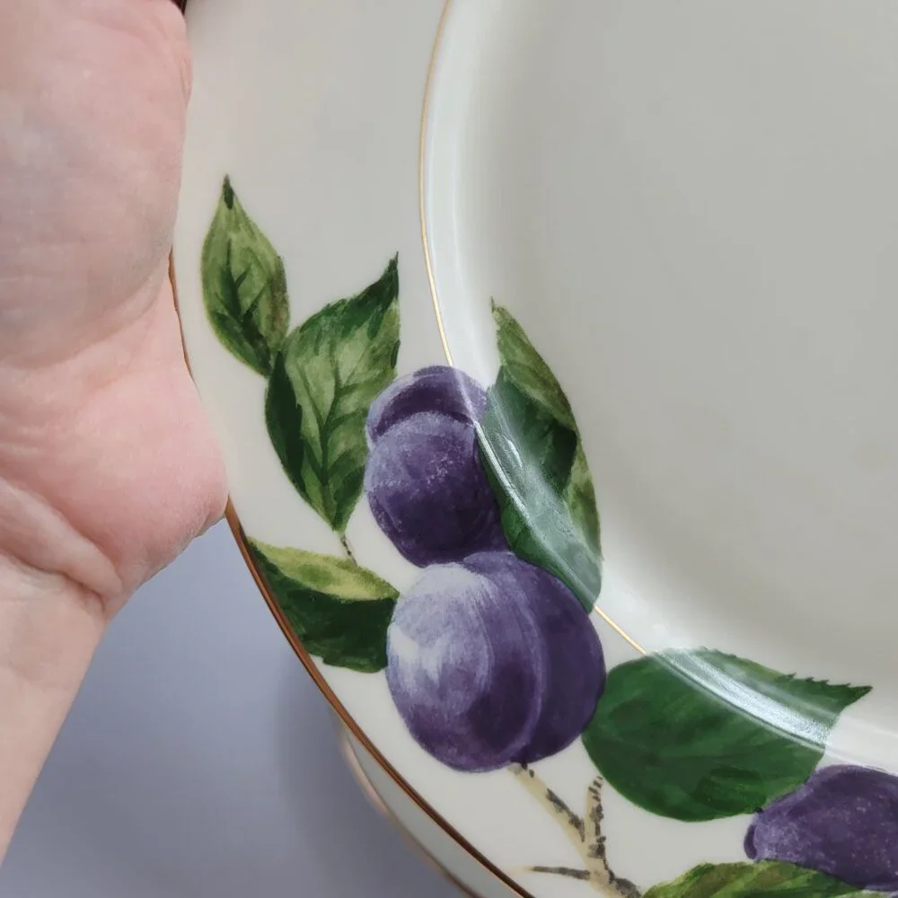 TWO Mikasa Plum L3132 Court Dinner Plates White with Purple Plums Green Leaves
